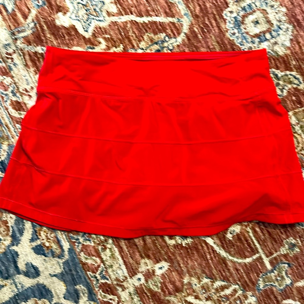 Red Lulu skirt size 6